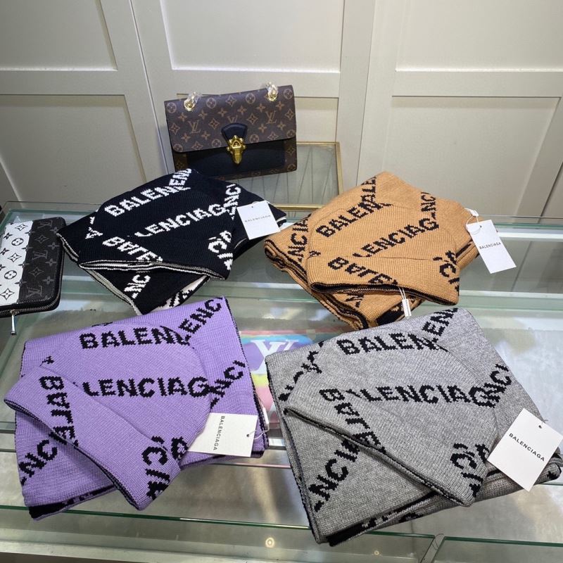 Balenciaga Caps Scarfs